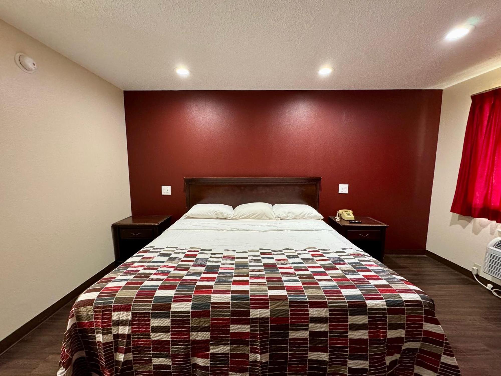 Razorback Inn Rogers Extérieur photo